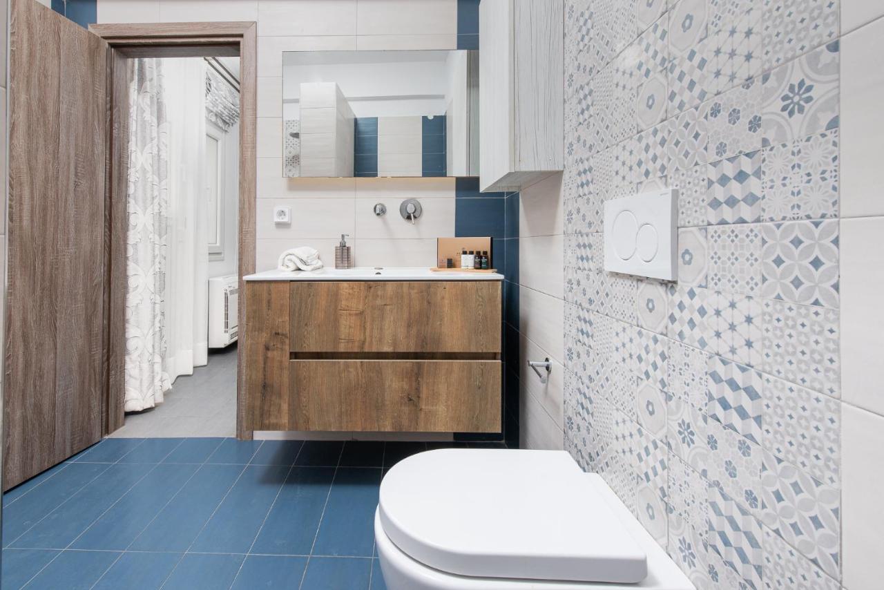 Golden Comfort Suites Vóthon Екстериор снимка
