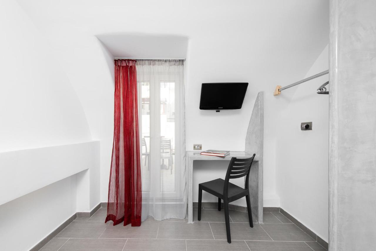Golden Comfort Suites Vóthon Екстериор снимка